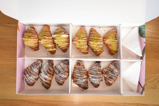Mini Sweet Croissant Tray 12 Ud.
