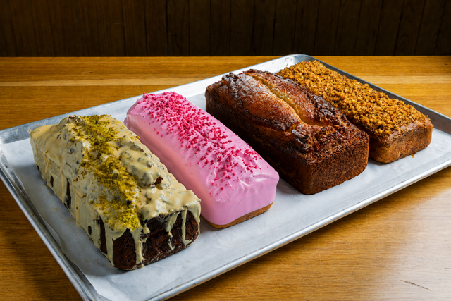 Large Cake (8 Slices - 2,2lb) - Banana Bread.