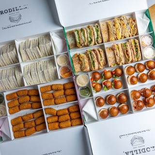 Team Lunch 15 Dinner (Serves 15, 6 Bites Each)